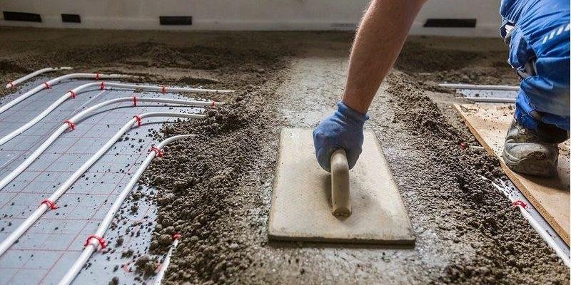 Суміш для стяжки під теплу підлогу в мішках, готова до використання