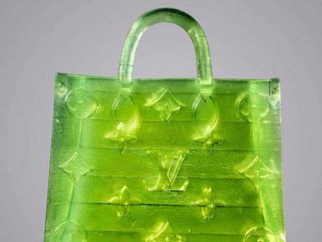 Мікроскопічна сумка Louis Vuitton — унікальна дизайнерська новинка