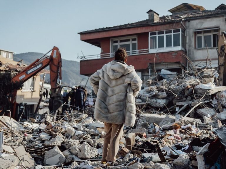 Чому люди приваблюють нещастя – причини та шляхи вирішення